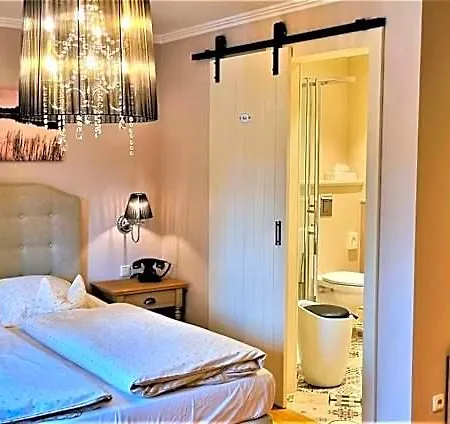 Hotel Eifelland 4*