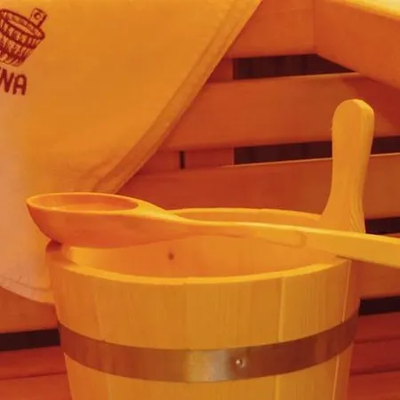 Eifelland فندق 4*