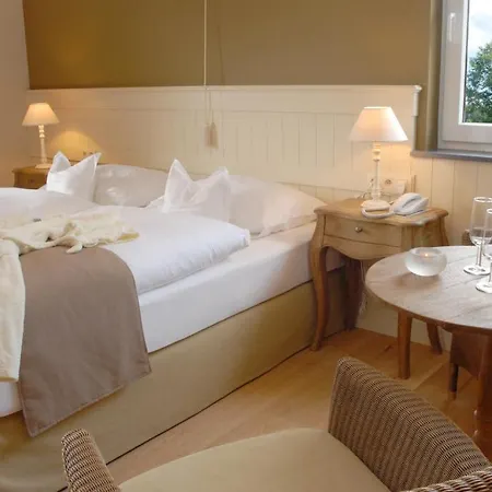 Hotel Eifelland 4*